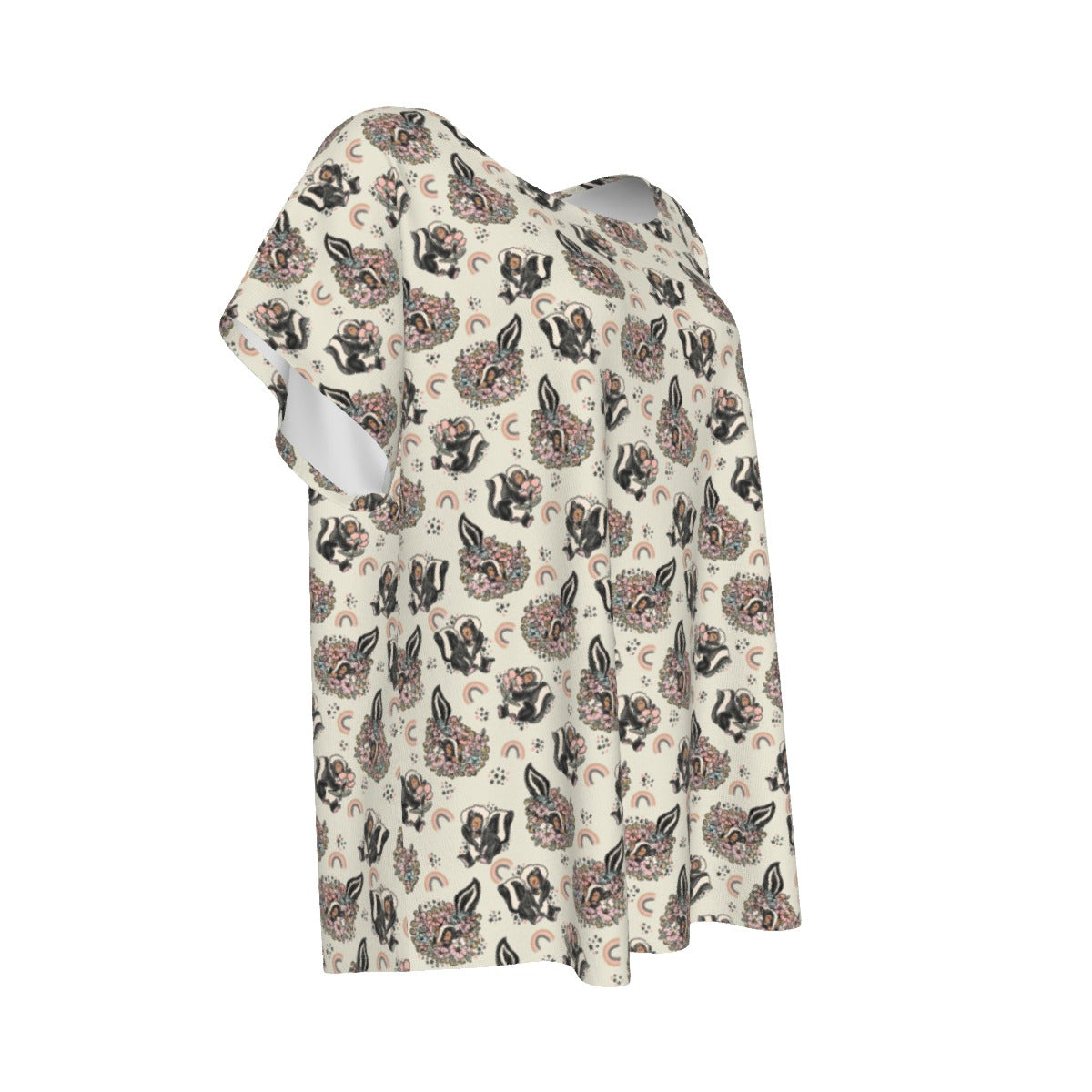 Bashful Blooming Skunk - Women’s Relaxed Fit Scoop Tee