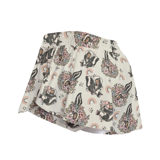 Bashful Blooming Skunk - Women's Flowy Pocket Shorts