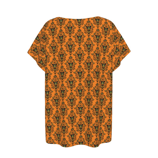Haunted Halloween Mansion Wallpaper - Women’s Relaxed Fit Scoop Tee