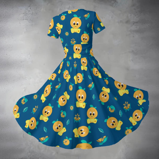 Cheerful Citrus Bird - Women's V-Neck Ruched Midi Dress