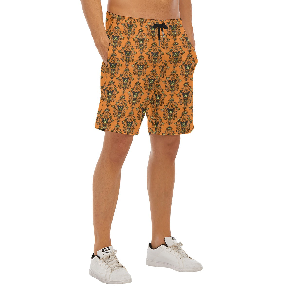Haunted Halloween Mansion Wallpaper - Men’s Pocket Beach Shorts