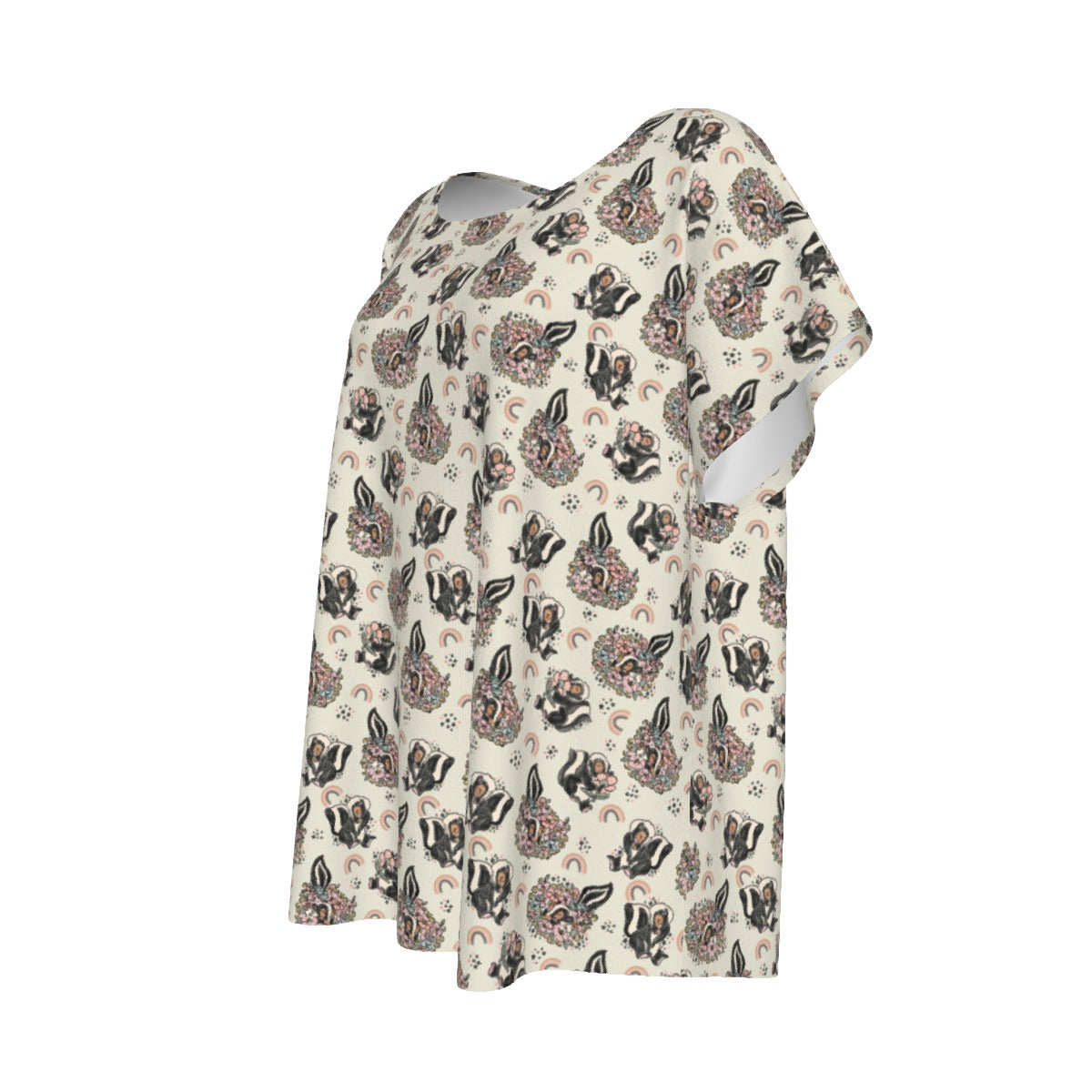 Bashful Blooming Skunk - Women’s Relaxed Fit Scoop Tee