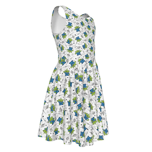 Playful Green Aliens on White - Kid's Sleeveless Skater Dress