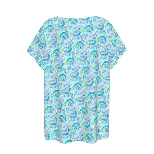 Sun-Kissed Snow Friend - Women’s Relaxed Fit Scoop Tee