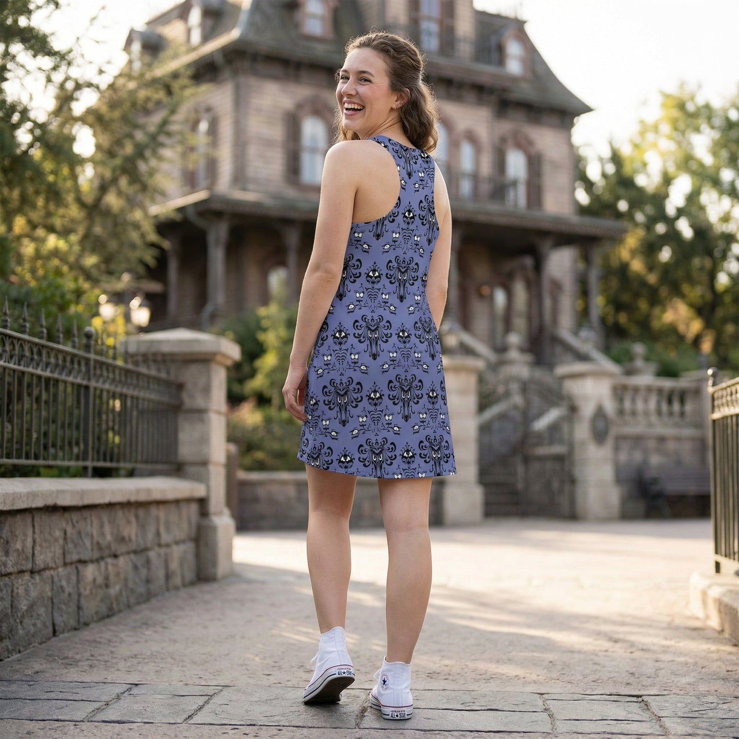 Spooky Mansion Wallpaper