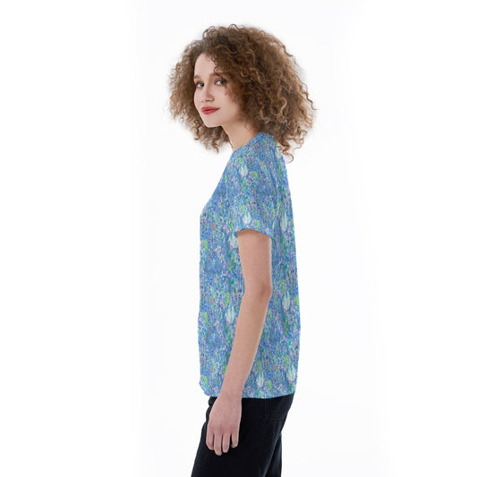 Bright Tropical Princess - Royal Beach Day - Women's Short Sleeve V-Neck T-Shirt