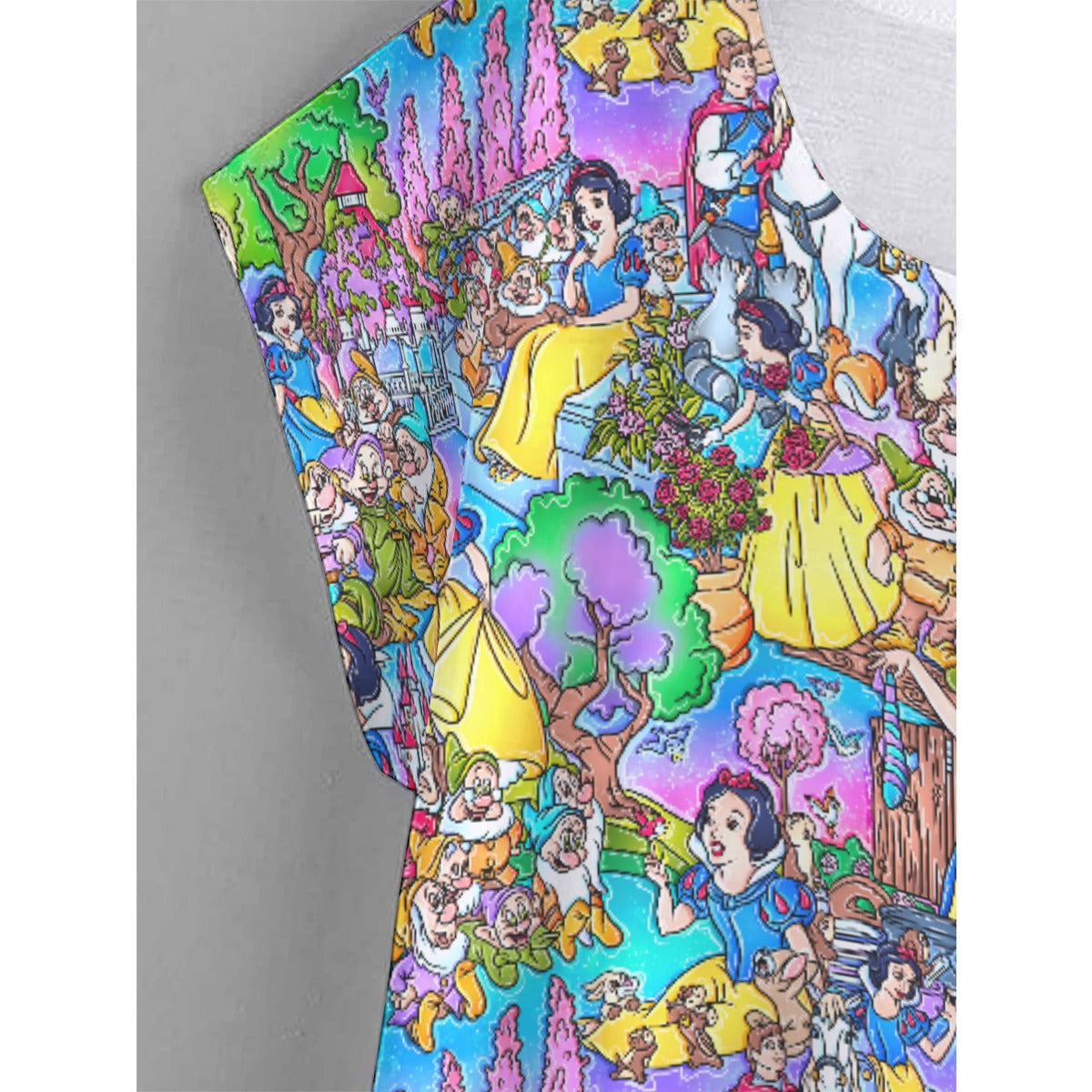 Fairest Princess Storybook Scenes - Women’s Relaxed Fit Scoop Tee