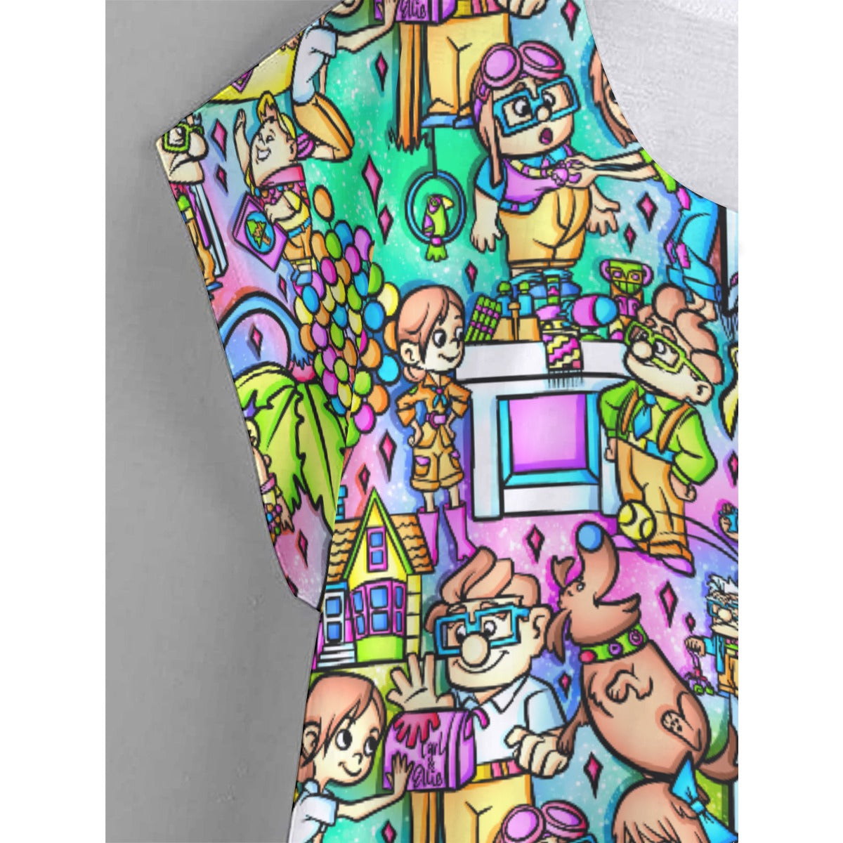 Balloon House Adventure Scenes - Women’s Relaxed Fit Scoop Tee