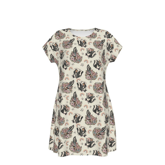 Bashful Blooming Skunk - Women's T-Shirt Dress