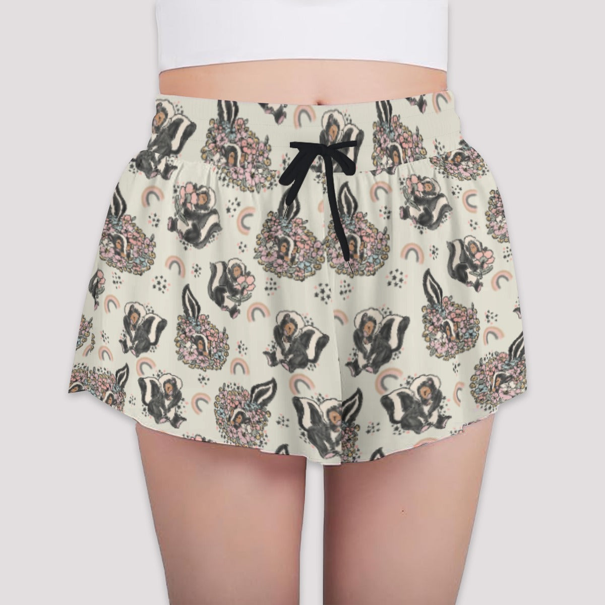 Bashful Blooming Skunk - Girls’ Flowy Pocket Shorts