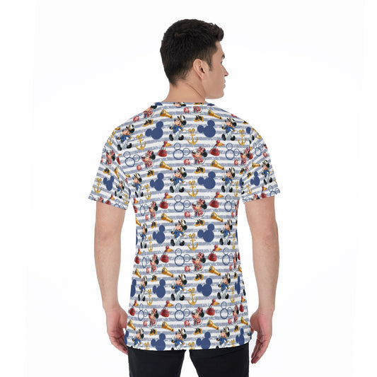 Captain and First Mate at Sea - Men's Short Sleeve T-Shirt