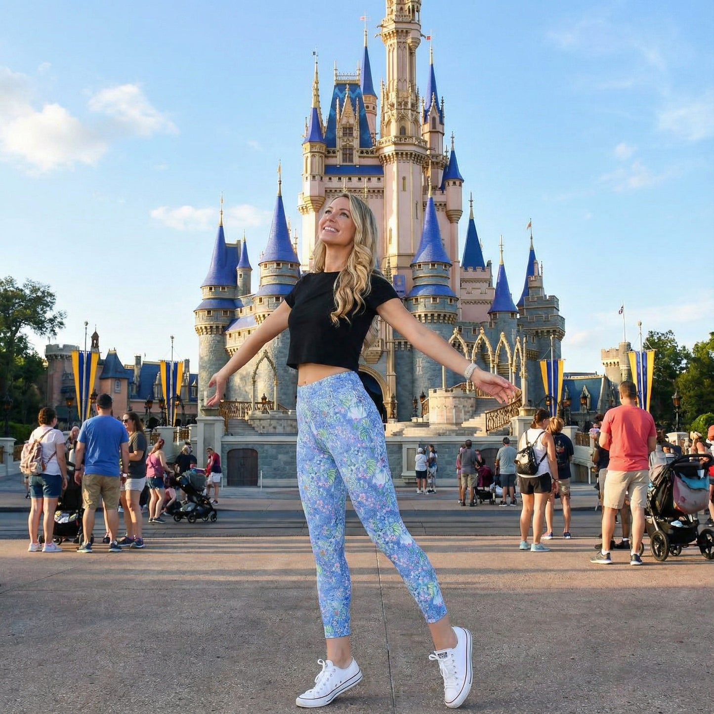 Bright Tropical Princess - Royal Beach Day - Women's Yoga Leggings